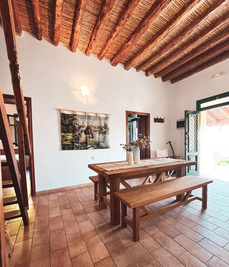 Batu Vacation House Monolithos  外观 照片